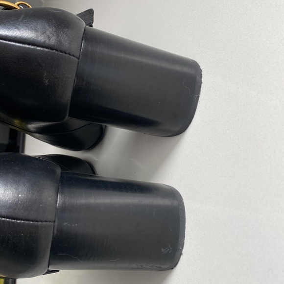 See by Chloe black booties with gold hardware - Picture 3 of 5